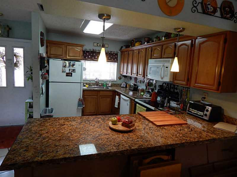 653 Banks Road, Unit 653 Margate, FL 33063 - Photo 3 of 17 Kitchen