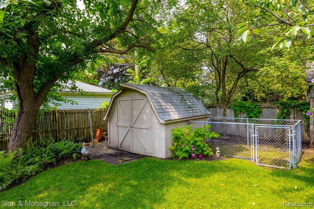 973 Lincoln Road Grosse Pointe, MI 48230 - Photo 36 of 40 Gallery Image 36