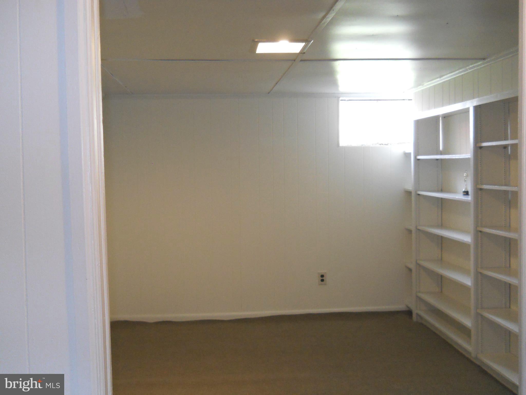 12323 Judson Road Silver Spring, MD 20906 - Photo 36 of 52 LIBRARY/COMPUTER ROOM LOWER LEVEL