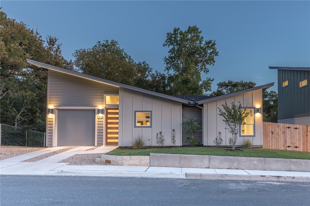 1309 Delano Street, Unit 2 Austin, TX 78721 - Photo 1 of 1