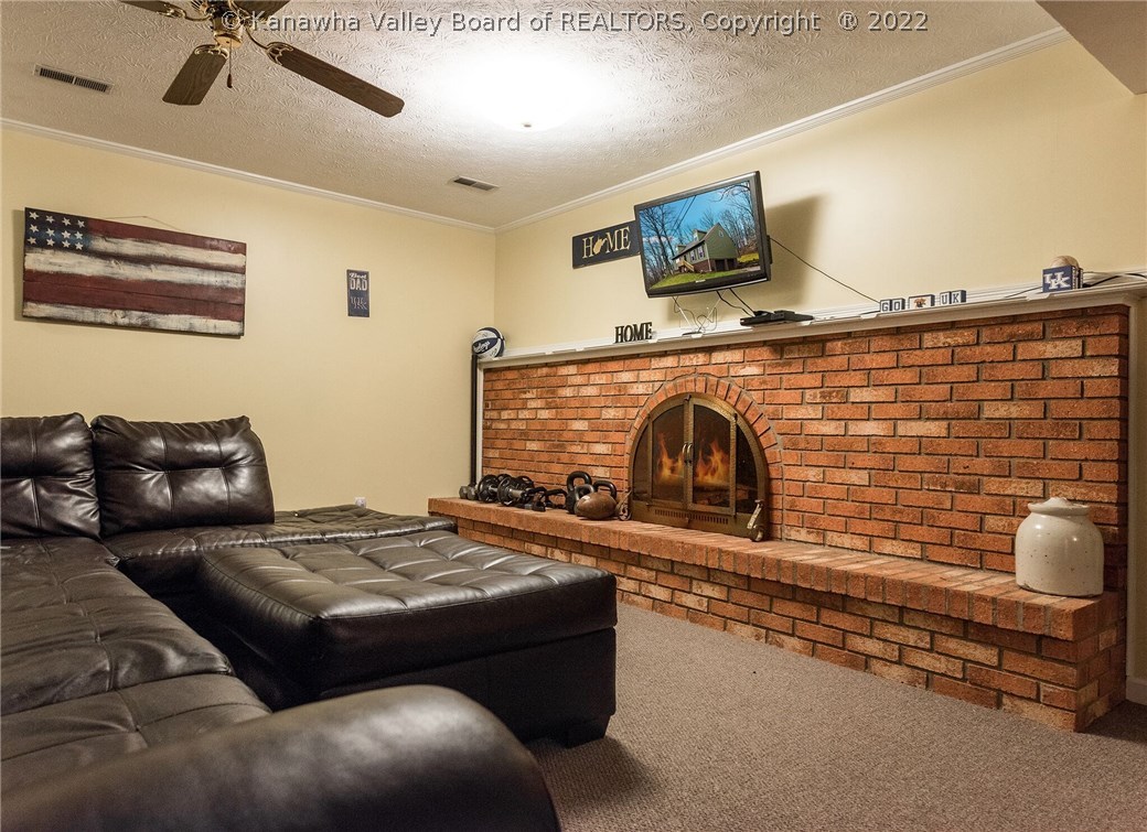 245 Springlea Drive Winfield, WV 25213 - Photo 16 of 20 Gallery Image 16