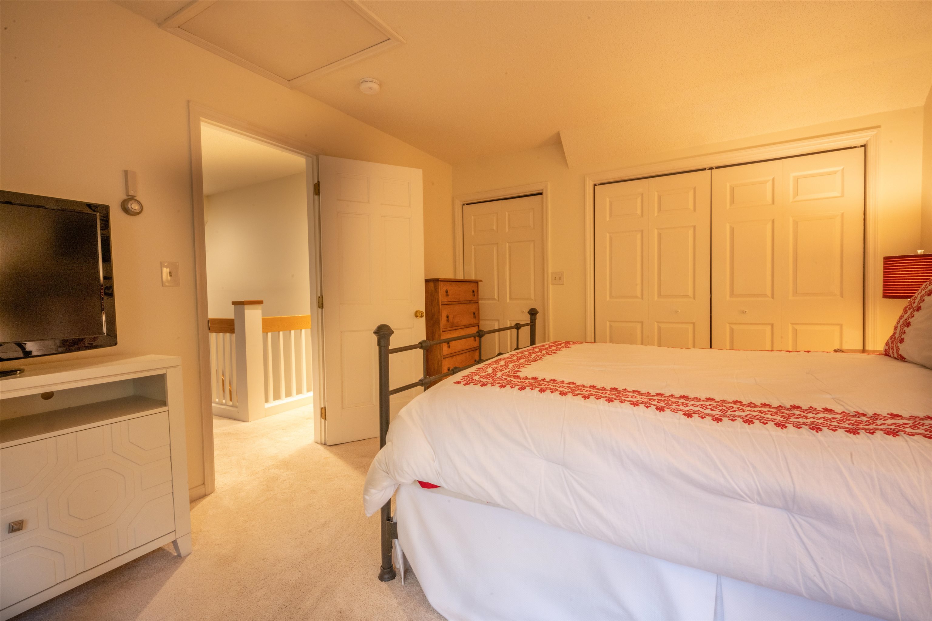 90 Kingfisher Road, Unit 2A Quechee, VT 05059 - Photo 17 of 26 Gallery Image 17