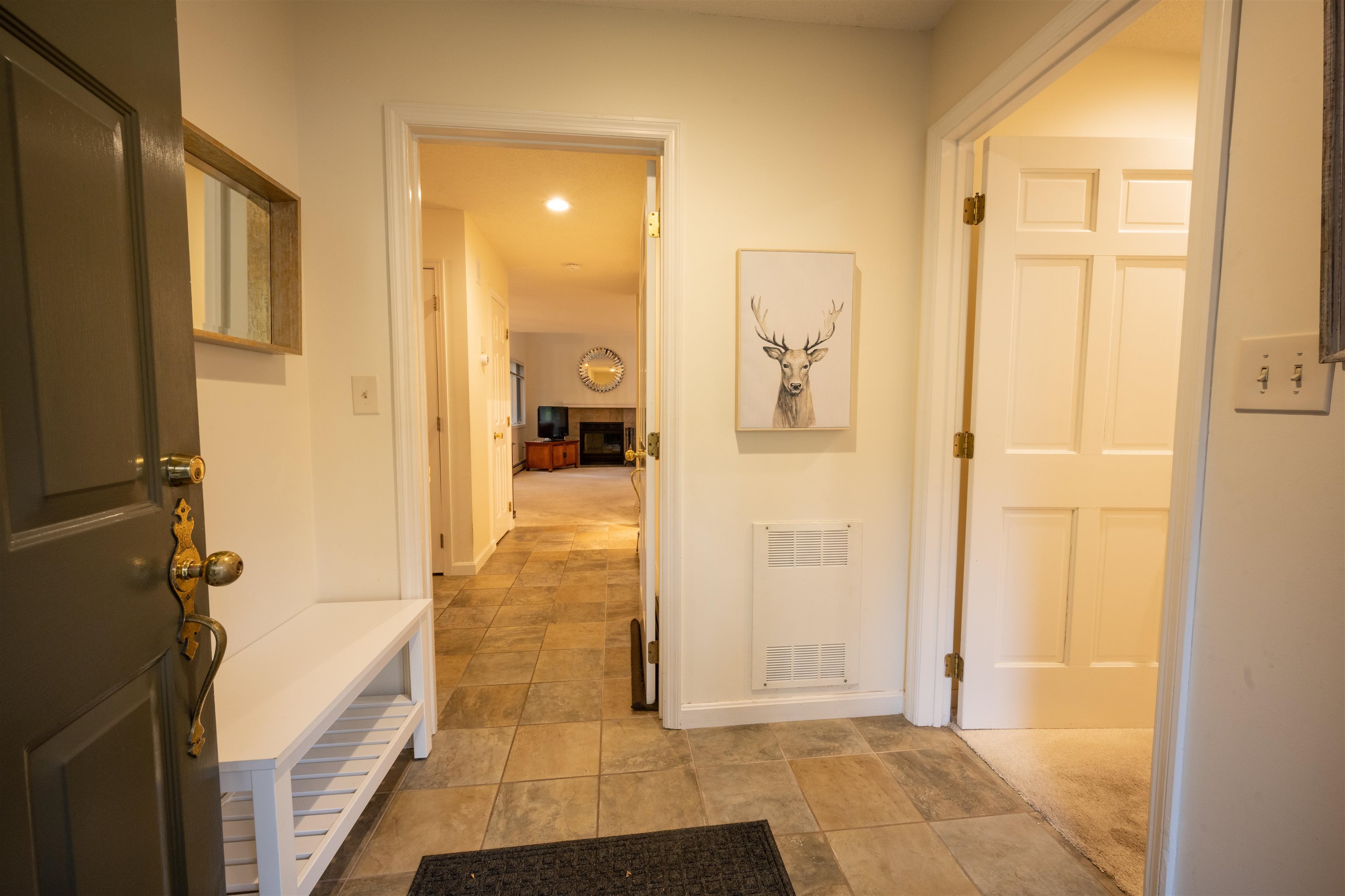 90 Kingfisher Road, Unit 2A Quechee, VT 05059 - Photo 4 of 26 Gallery Image 4