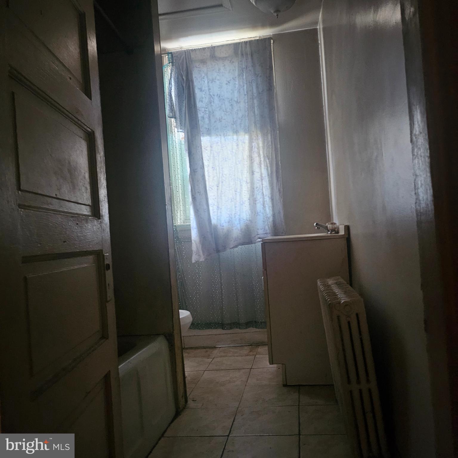 1424 22nd Street Southeast Washington, DC 20020 - Photo 27 of 28 second floor bathroom