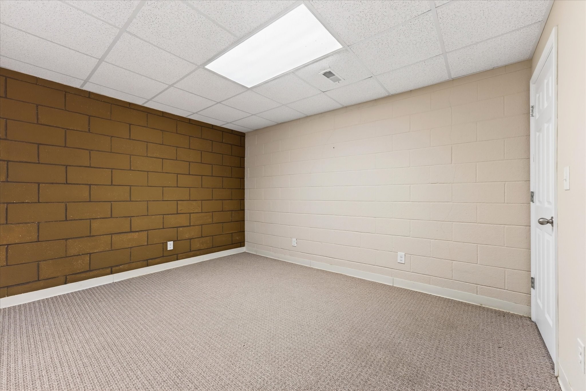 104 Oak Crest Drive Tennessee Ridge, TN 37178 - Photo 17 of 30