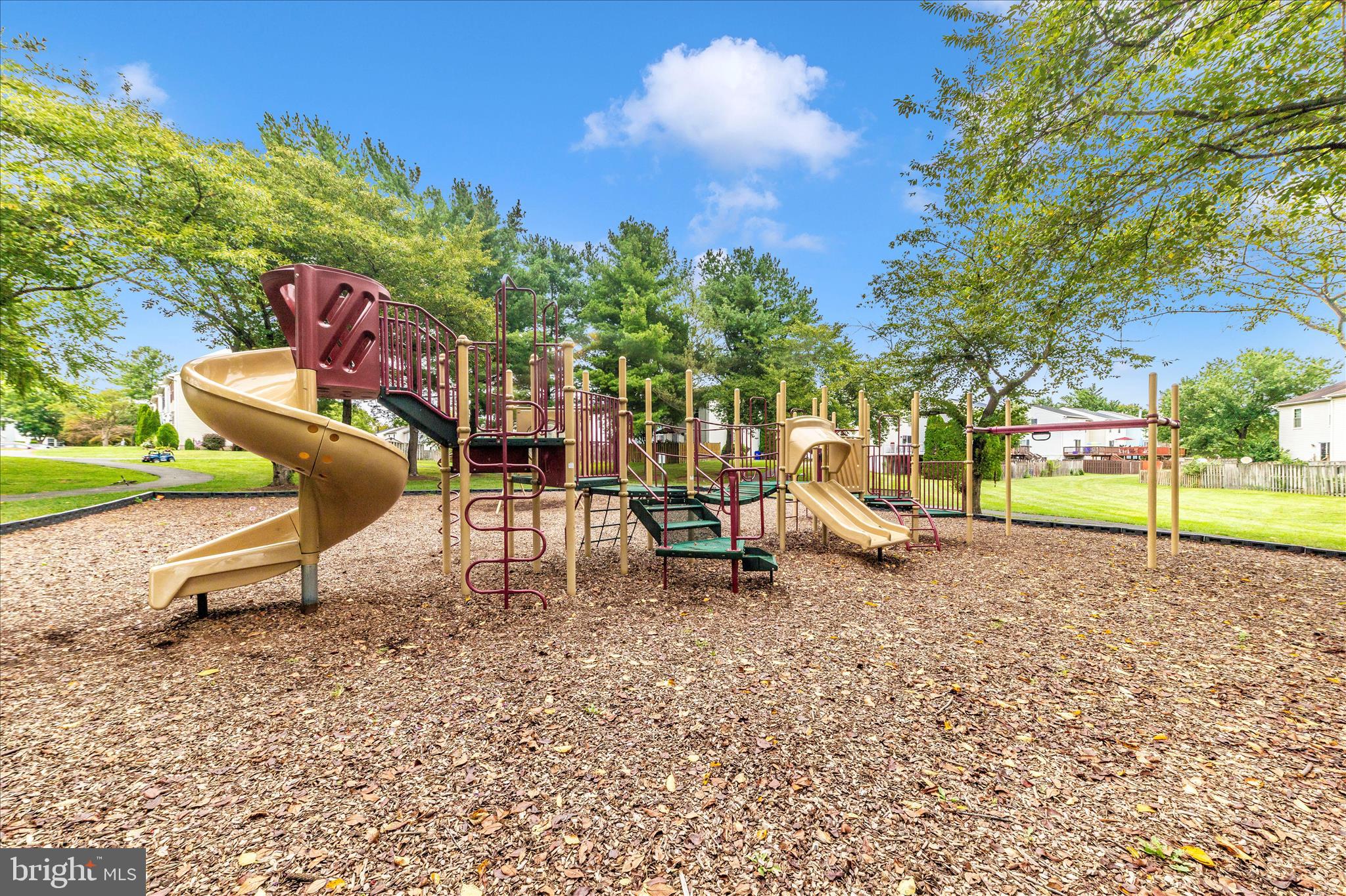 6776 Wood Duck Court Frederick, MD 21703 - Photo 32 of 36 Playground