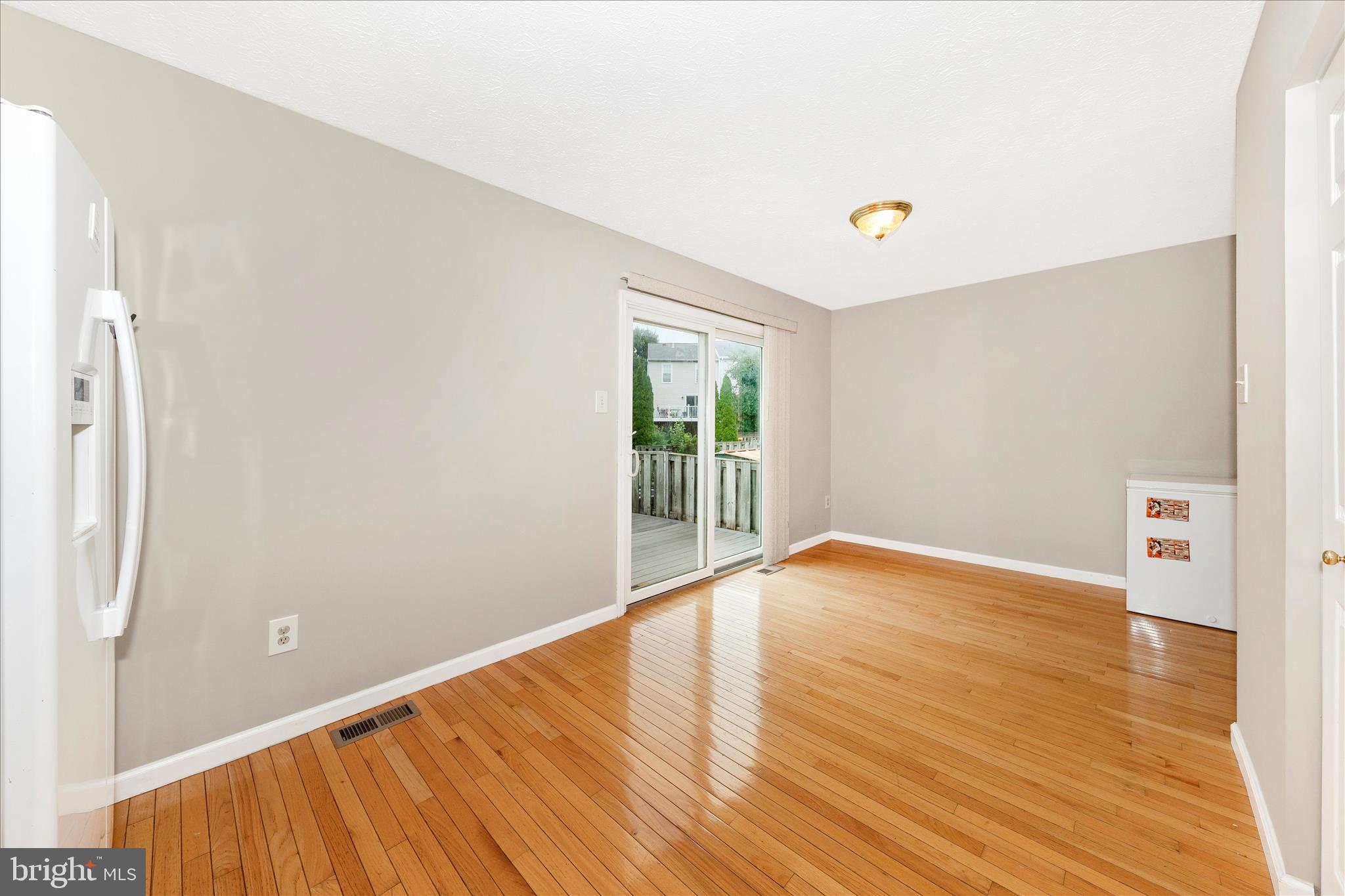 6776 Wood Duck Court Frederick, MD 21703 - Photo 10 of 36 Kitchen