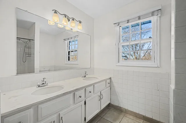 $3,700 | 1315 Jane Avenue, Naperville, IL 60540