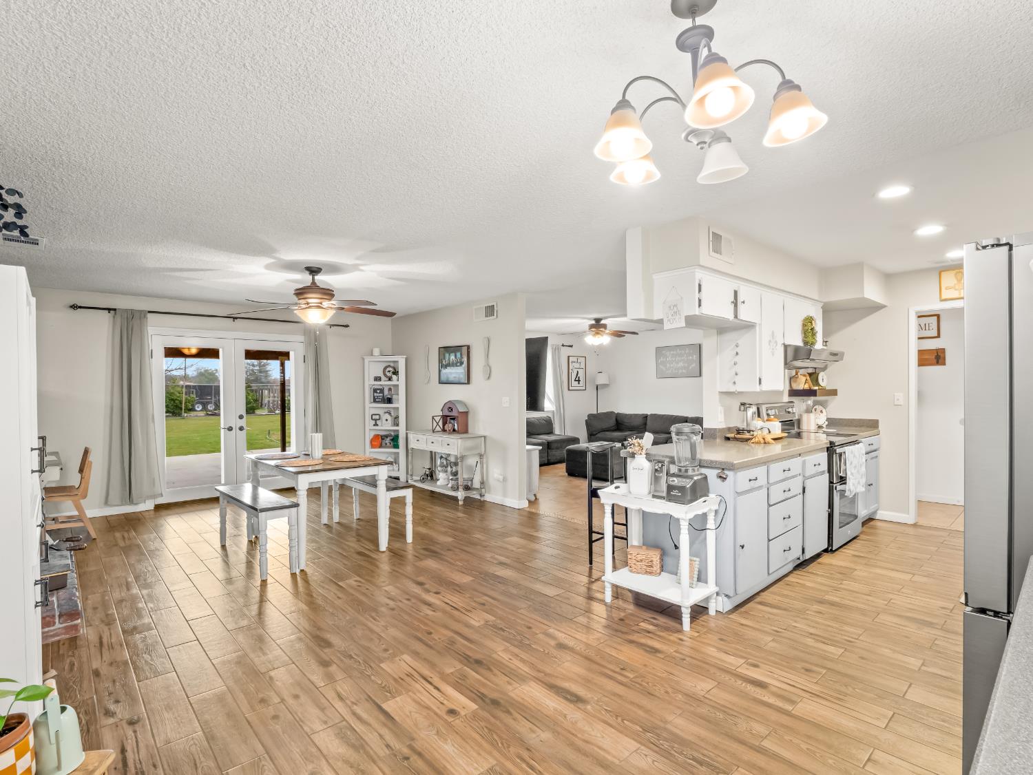 14787 Skyview Road Madera, CA 93636 - Photo 8 of 32