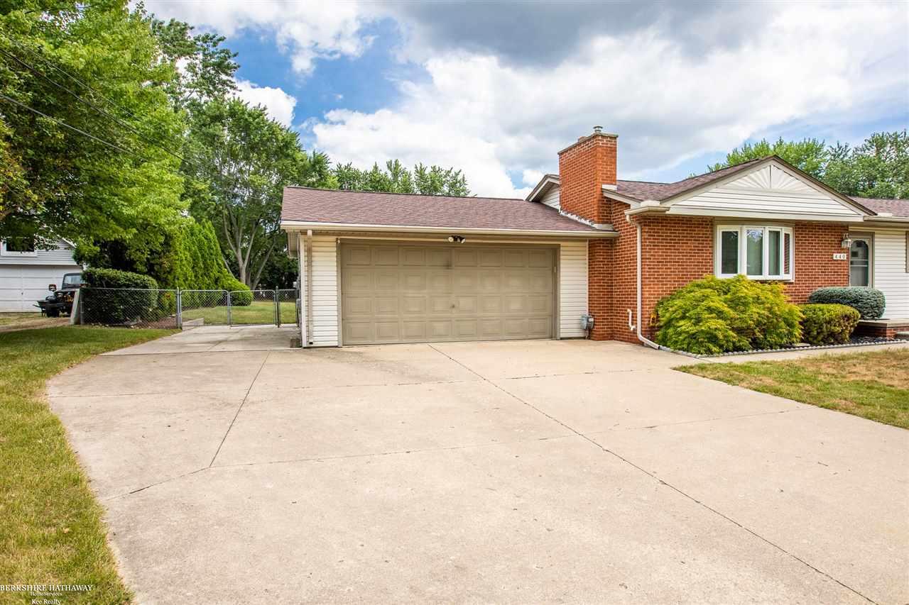 440 Lehigh Road Rochester Hills, MI 48307 - Photo 3 of 28