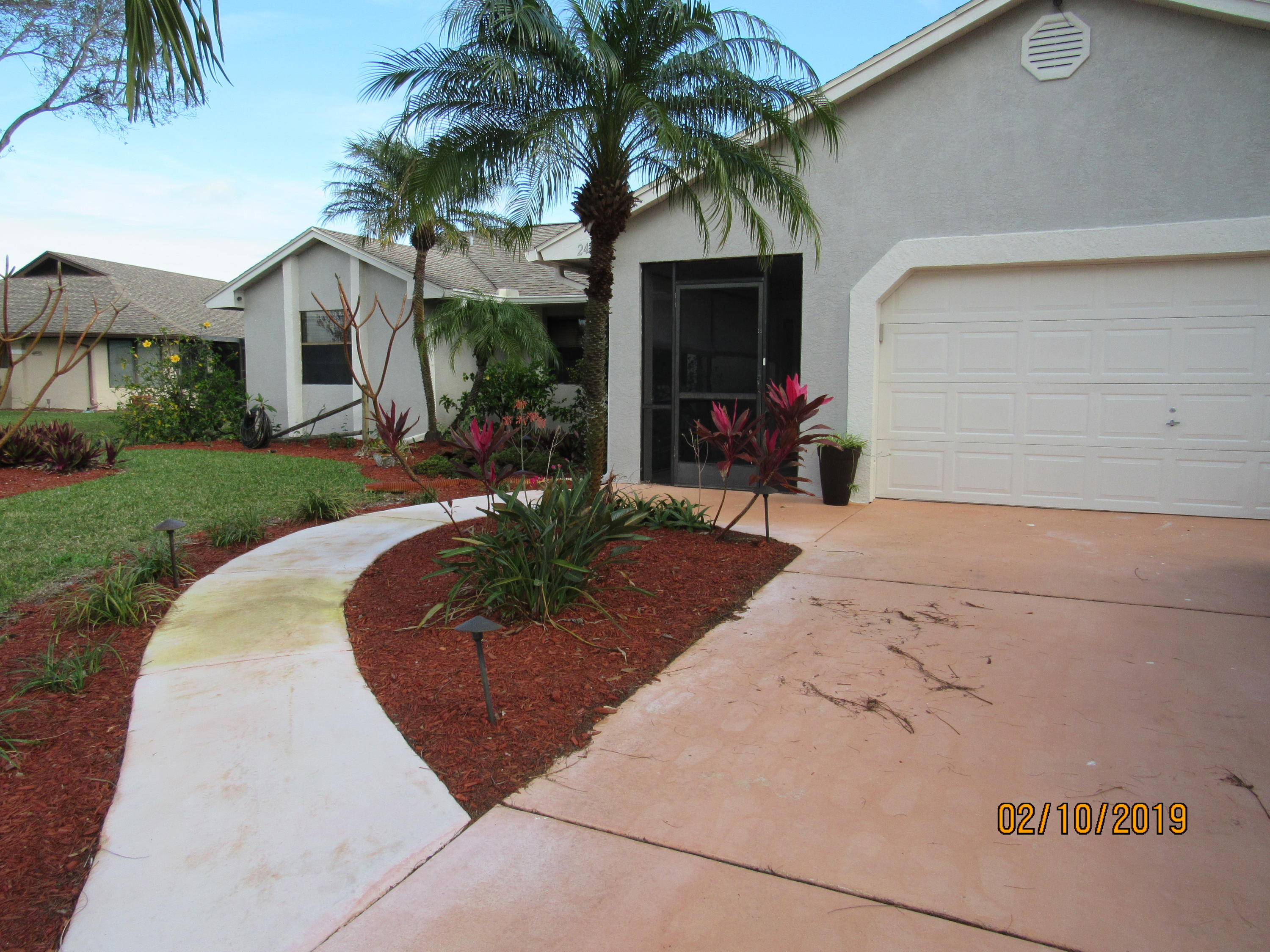 2485 Southeast Wishbone Road Port St. Lucie, FL 34952 - Photo 4 of 45 IMG_0099