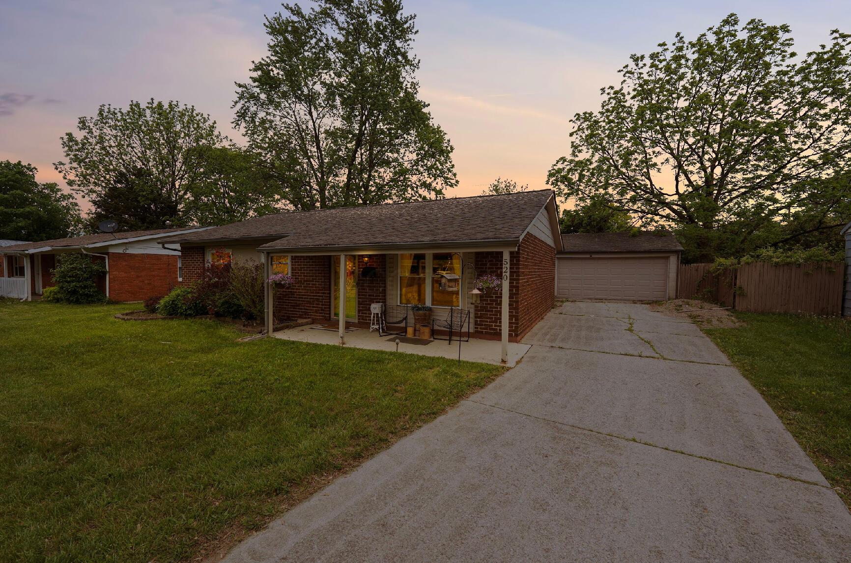 520 Lombard Road Columbus, OH 43228 - Photo 22 of 23 IMG_3199