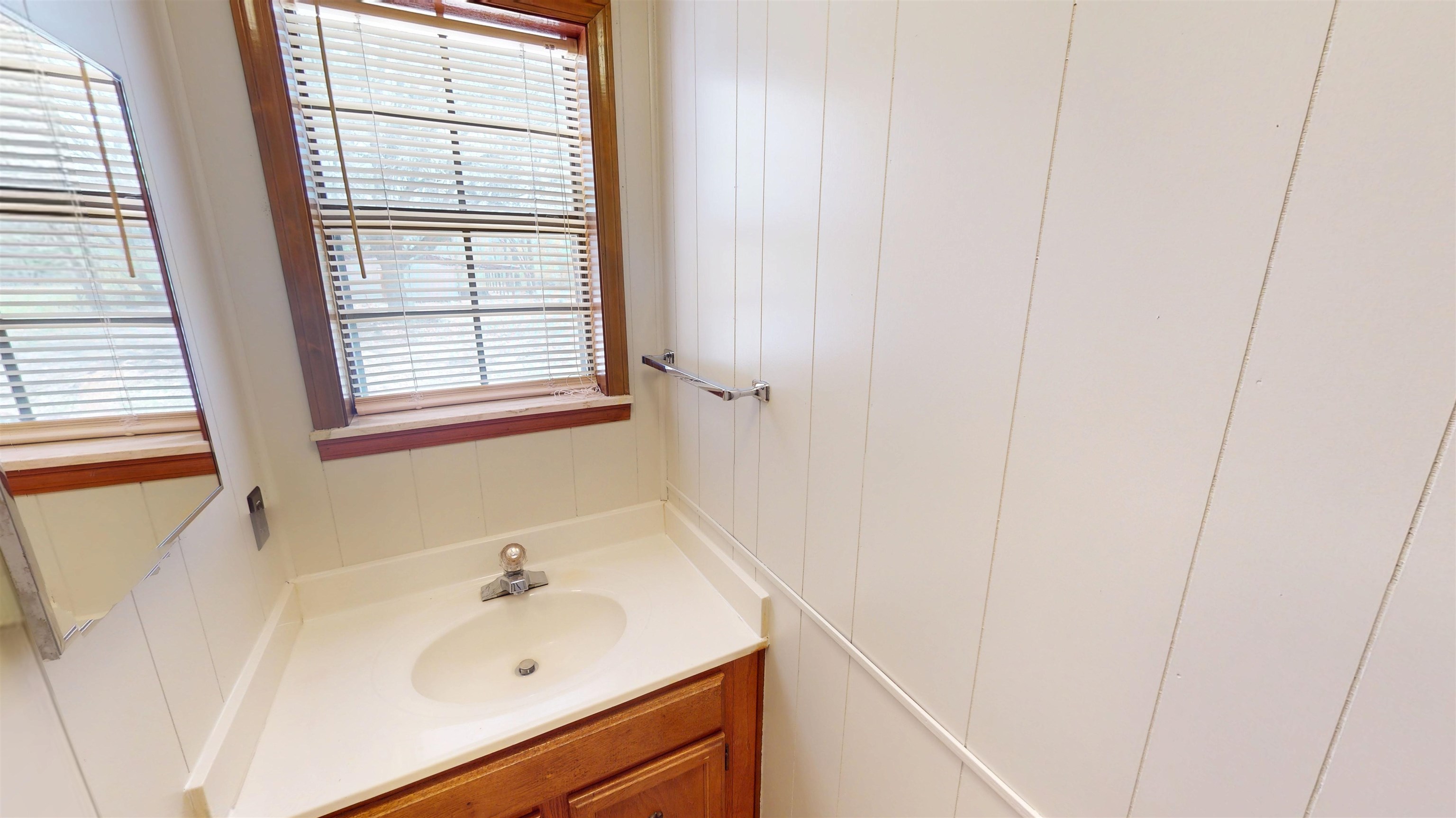 4800 Highway 196 Piperton, TN 38017 - Photo 19 of 37 a bathroom with a sink and a window
