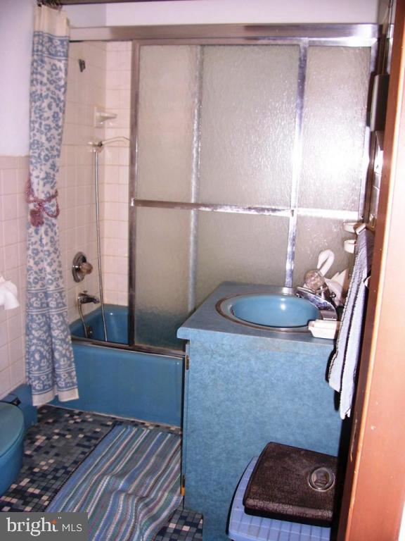 723 Amosite Road Elizabethtown, PA 17022 - Photo 19 of 28 Gallery Image 19