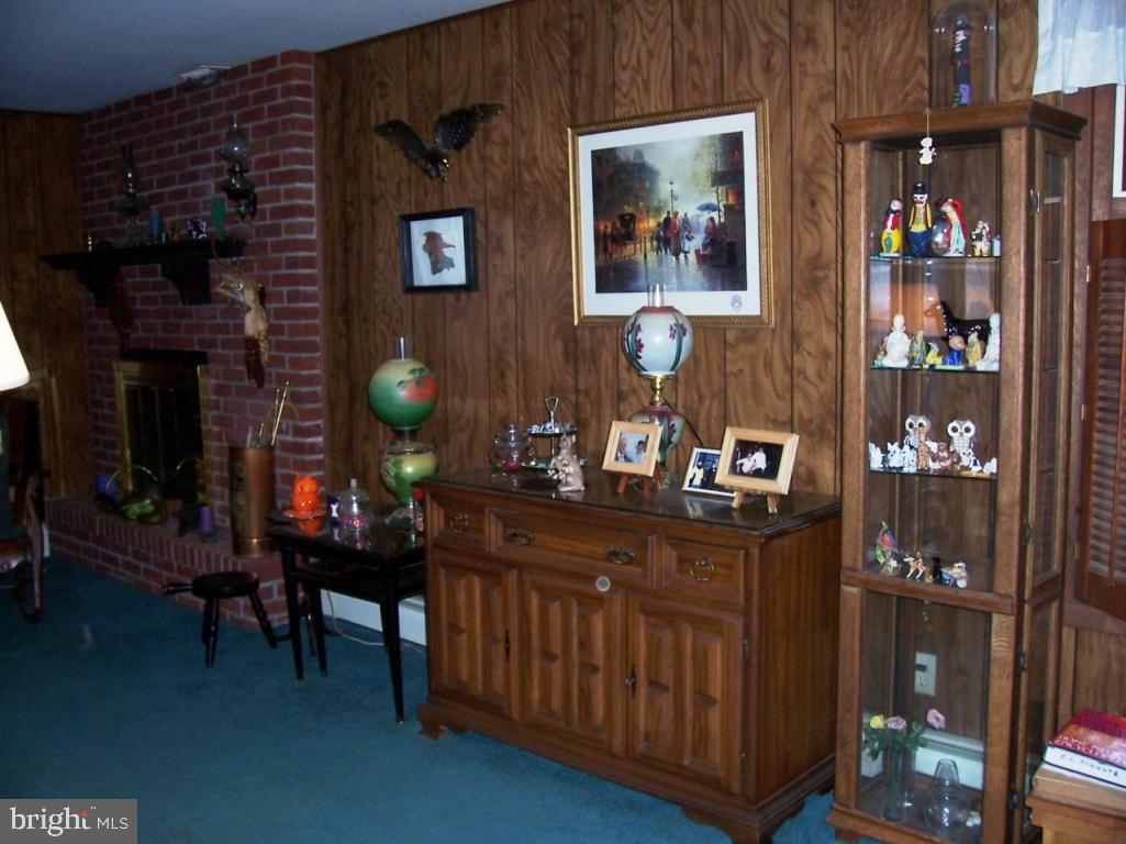 723 Amosite Road Elizabethtown, PA 17022 - Photo 7 of 28 Gallery Image 7