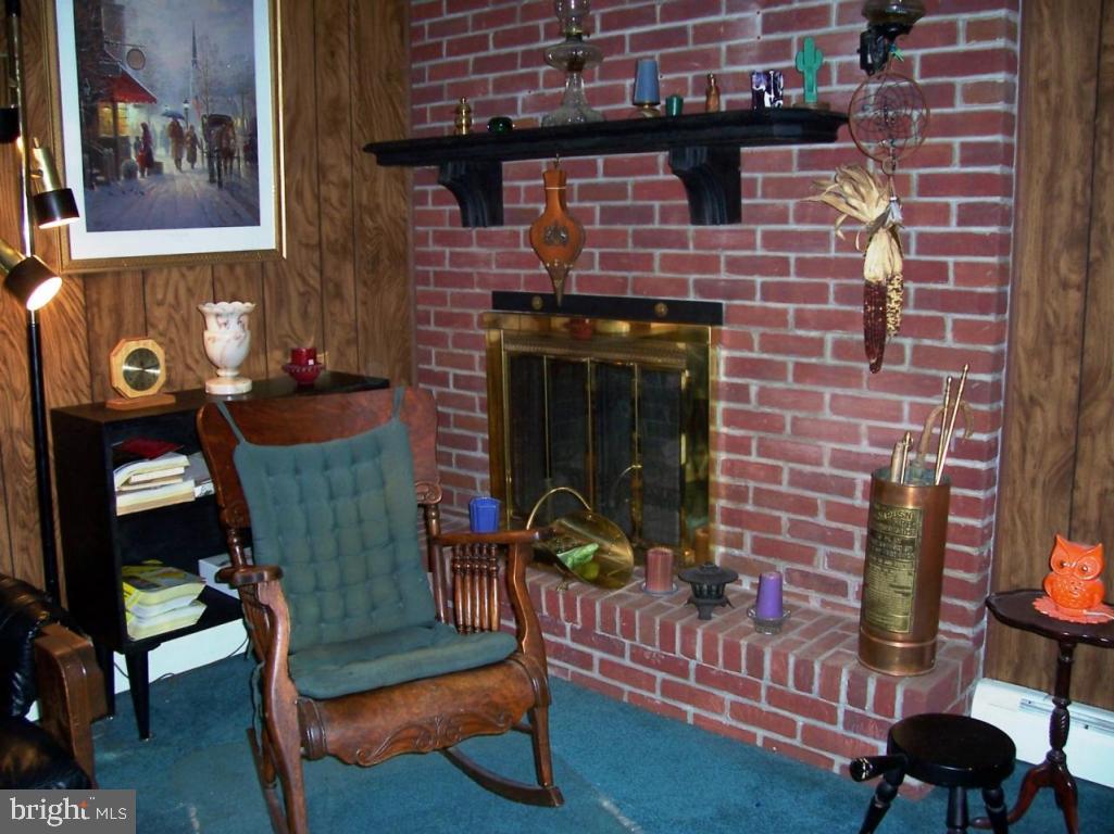 723 Amosite Road Elizabethtown, PA 17022 - Photo 9 of 28 Gallery Image 9