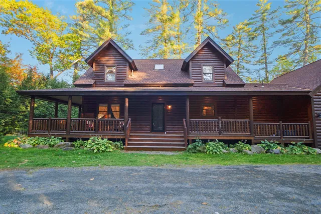 $675,000 | 32 Lake Como Drive, Harmony, ME 04942