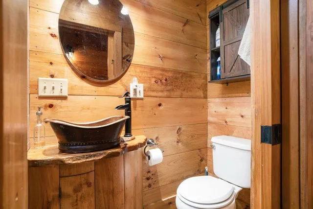 $675,000 | 32 Lake Como Drive, Harmony, ME 04942