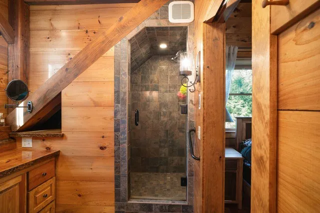 $675,000 | 32 Lake Como Drive, Harmony, ME 04942