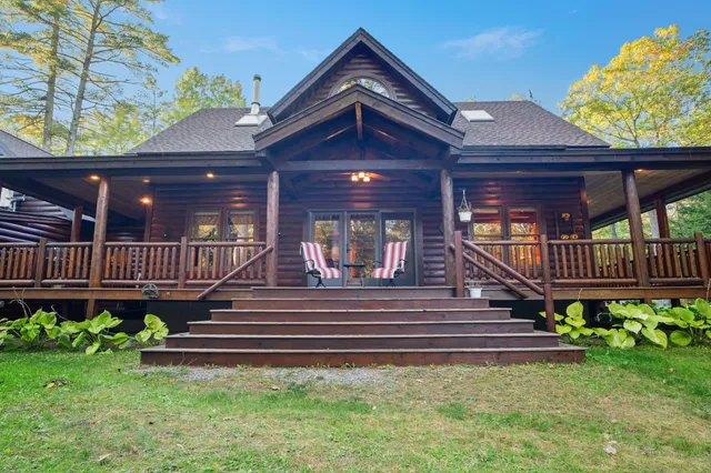 $675,000 | 32 Lake Como Drive, Harmony, ME 04942