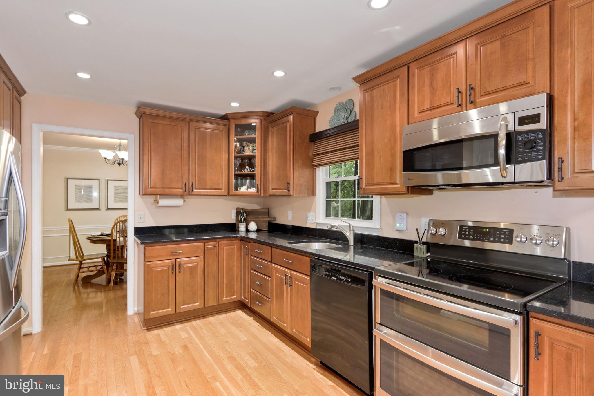 8010 Sunset Path Court Springfield, VA 22153 - Photo 14 of 52