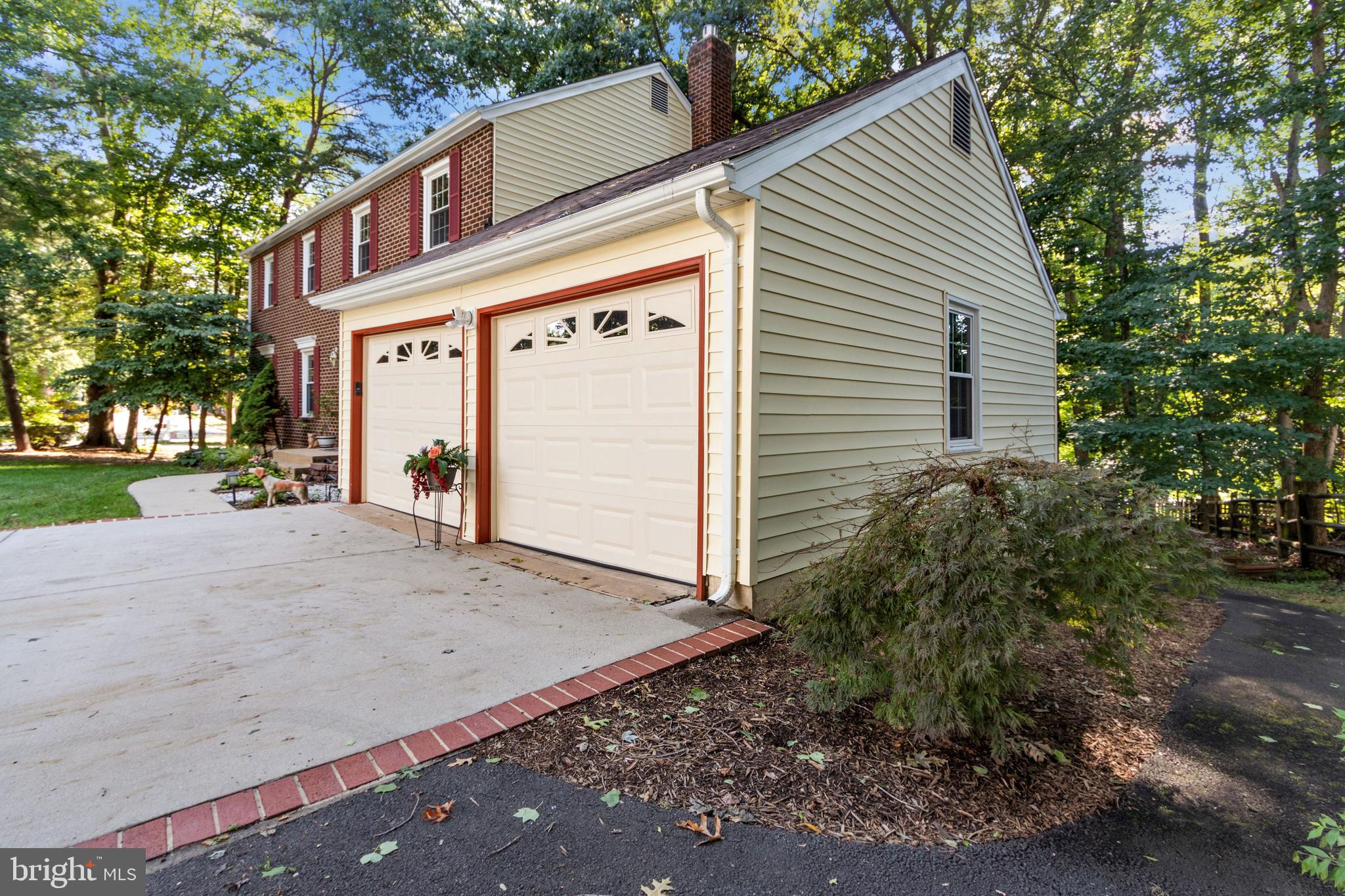 8010 Sunset Path Court Springfield, VA 22153 - Photo 4 of 52