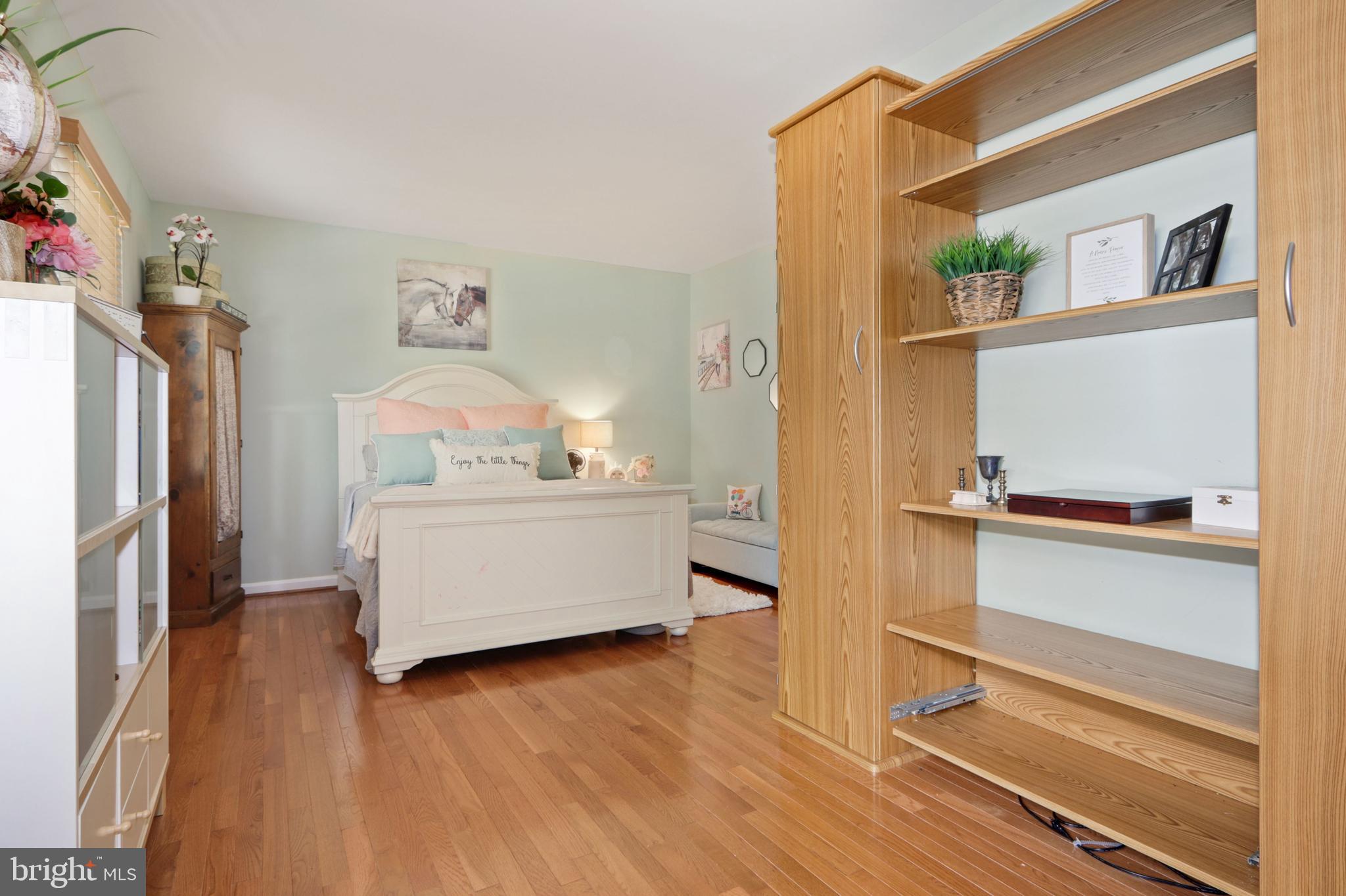 8010 Sunset Path Court Springfield, VA 22153 - Photo 38 of 52