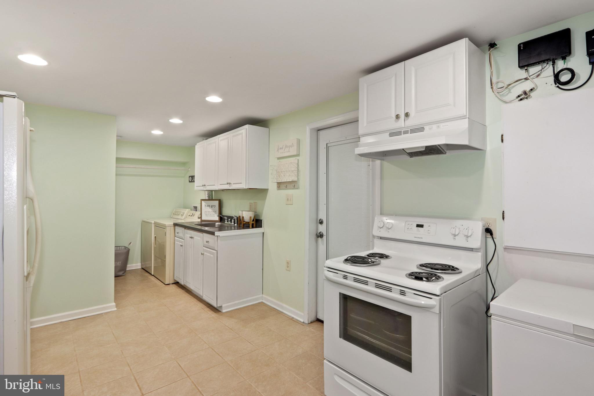 8010 Sunset Path Court Springfield, VA 22153 - Photo 50 of 52