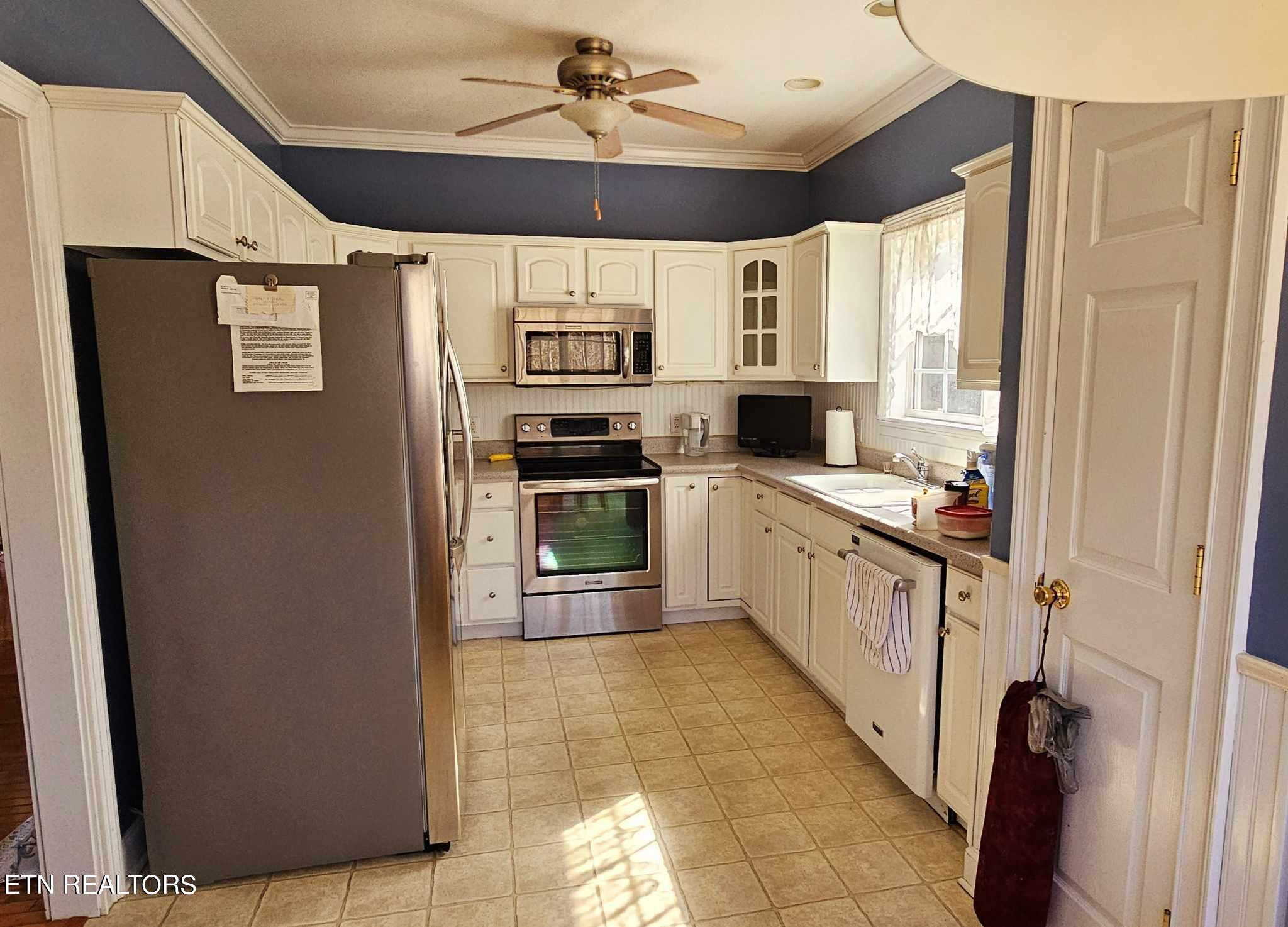 212 Webb Lane Cleveland, TN 37323 - Photo 4 of 40 417783533_353231367697286_24141836173843