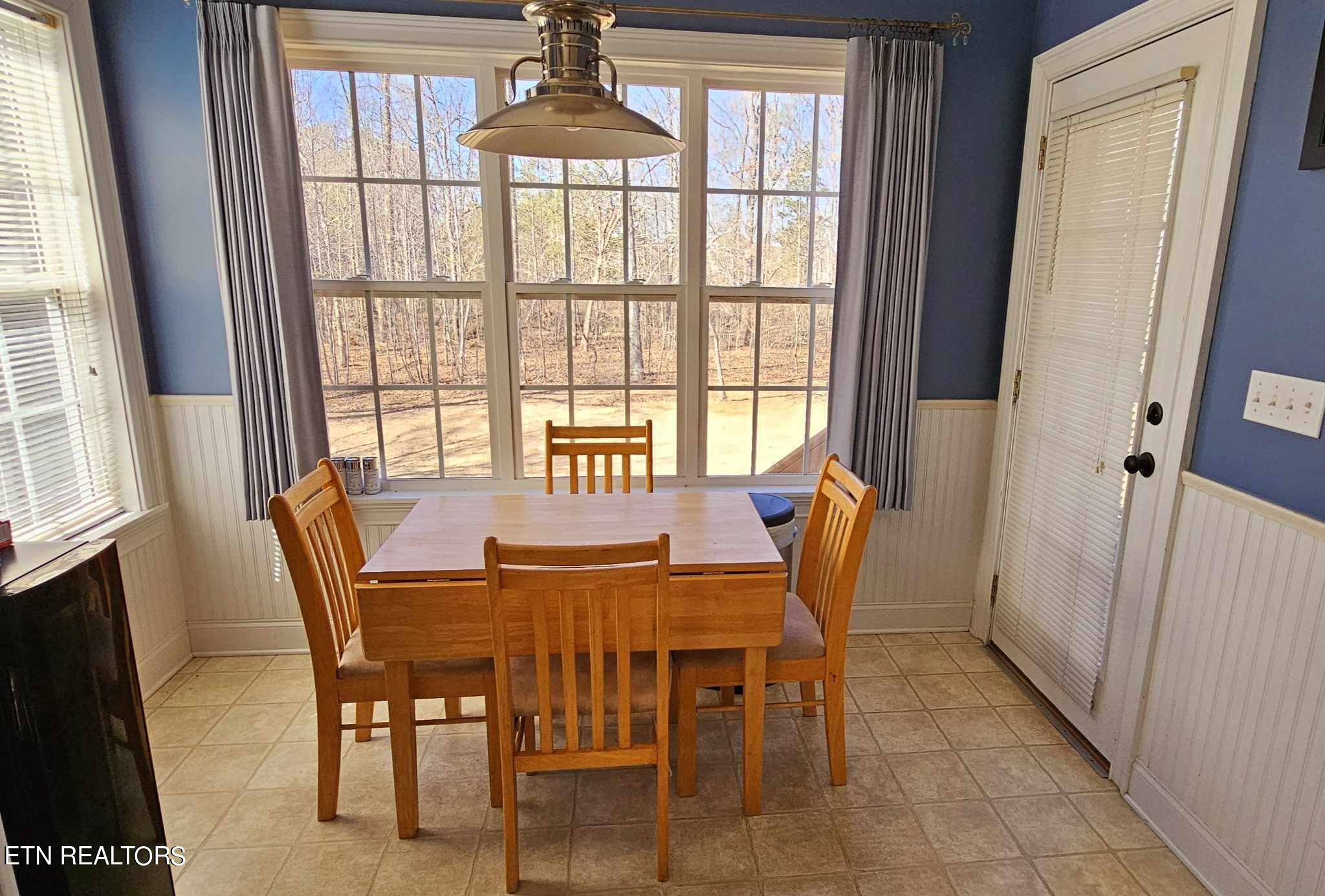 212 Webb Lane Cleveland, TN 37323 - Photo 7 of 40 418111474_359589703506310_79675764573484