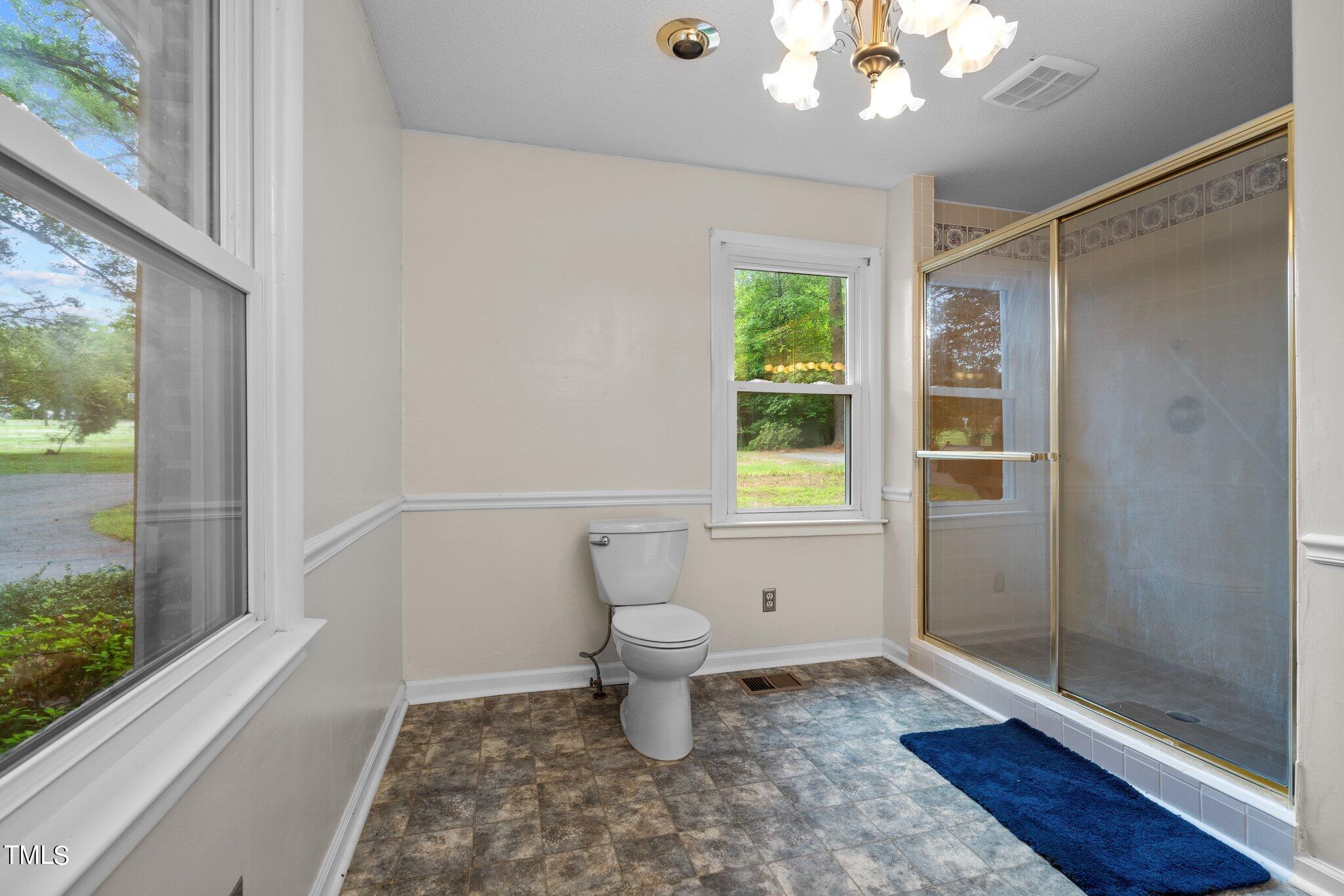 8200 Middleton Road Garner, NC 27529 - Photo 17 of 60 Bathroom