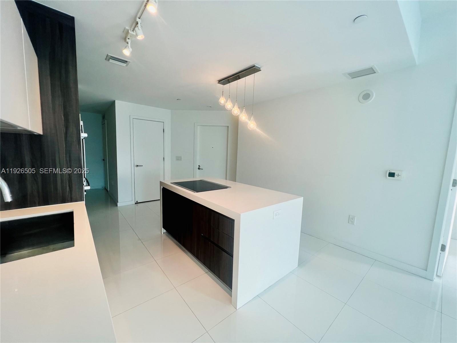 851 Northeast 1st Avenue, Unit 2808 Miami, FL 33132 - Photo 23 of 86