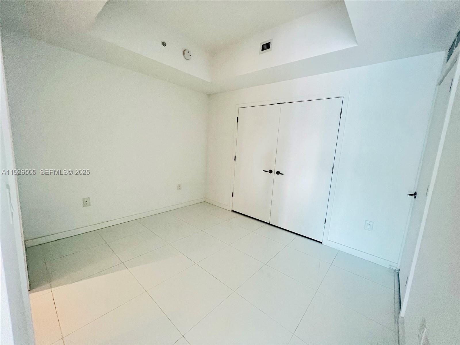 851 Northeast 1st Avenue, Unit 2808 Miami, FL 33132 - Photo 3 of 86