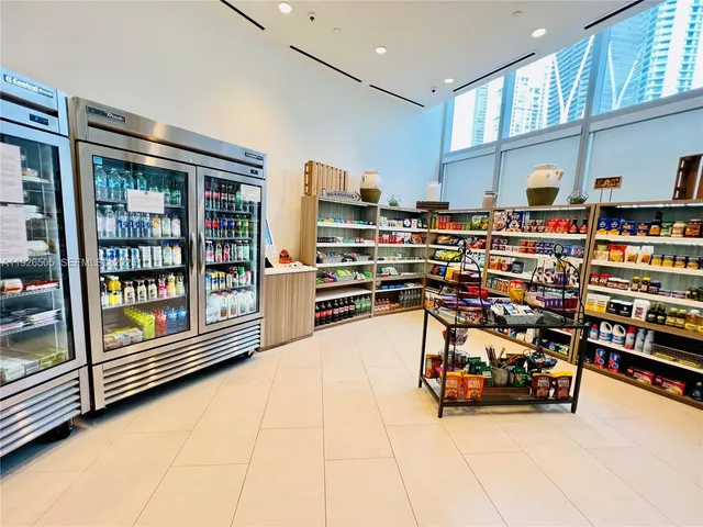 $6,750 | 851 Northeast 1st Avenue, Unit 2808, Miami, FL 33132