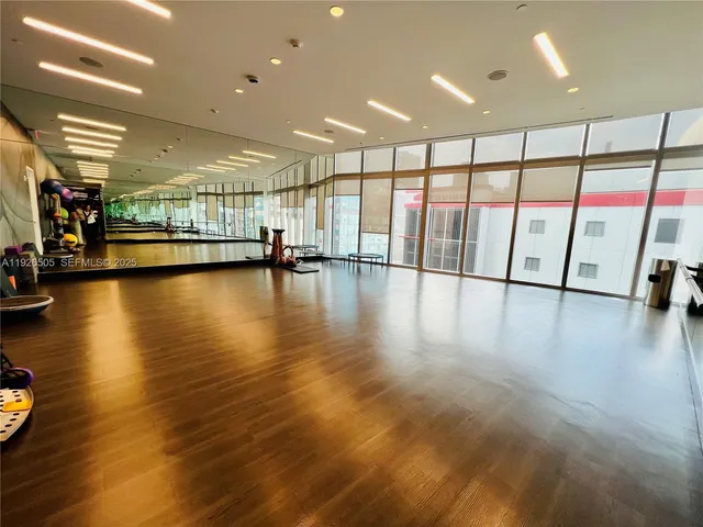 $6,750 | 851 Northeast 1st Avenue, Unit 2808, Miami, FL 33132