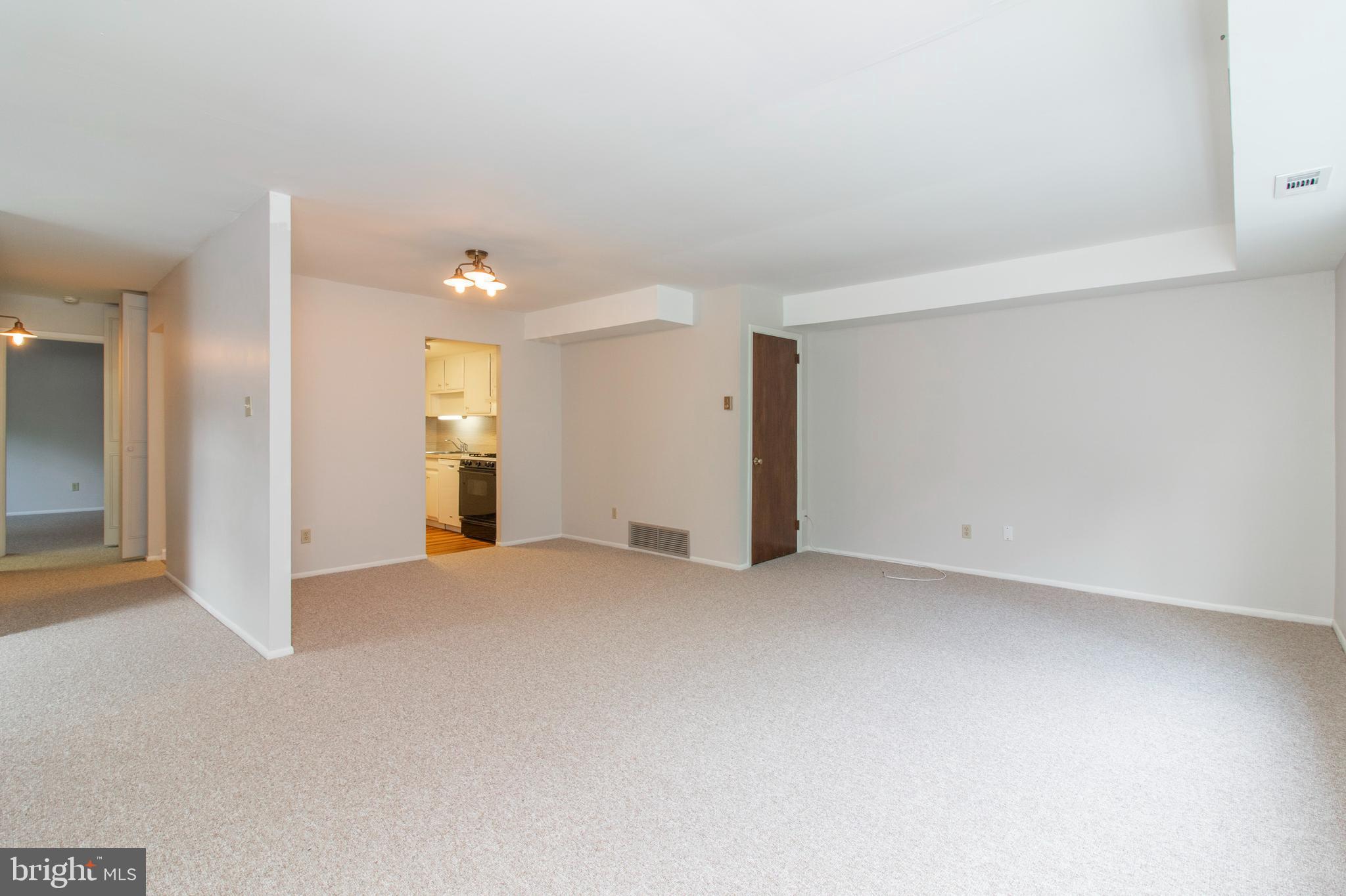 520 Old Forge Crossing Wayne, PA 19087 - Photo 8 of 33 Dining area