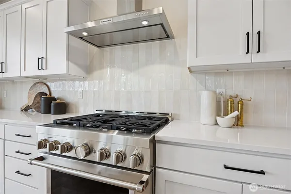 $1,795,990 | 8407 Northeast 156th (lot 4) Place, Kenmore, WA 98028
