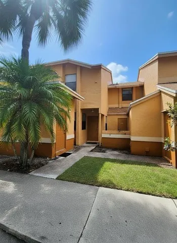 $1,450 | 2481 Northwest 56th Avenue, Unit 816, Lauderhill, FL 33313