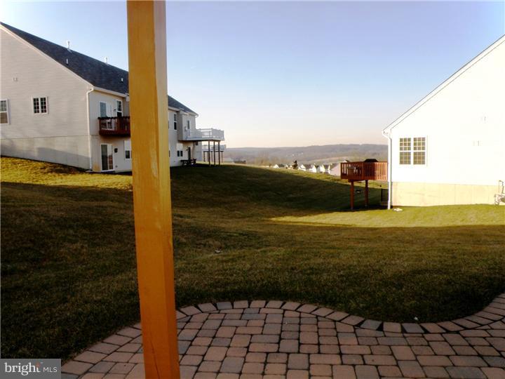 218 Stoyer Road Coatesville, PA 19320 - Photo 18 of 25 Patio