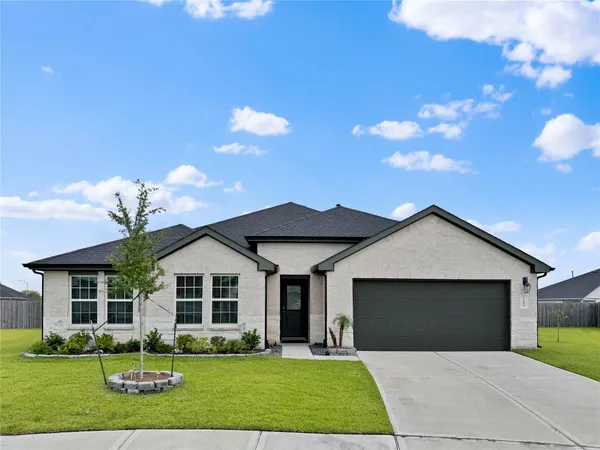$389,900 | 7319 Canyon Stream Street, Richmond, TX 77469