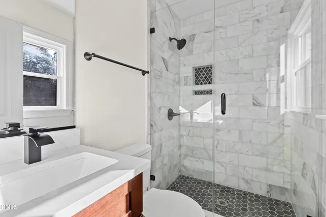 $320,000 | 1009 Benjamin Parkway, Greensboro, NC 27408