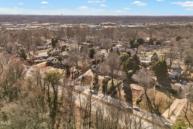 $320,000 | 1009 Benjamin Parkway, Greensboro, NC 27408