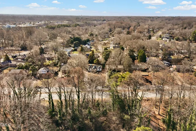 $320,000 | 1009 Benjamin Parkway, Greensboro, NC 27408