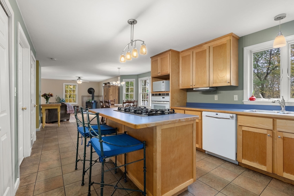 26 Town Farm Road Brookfield, MA 01506 - Photo 20 of 37