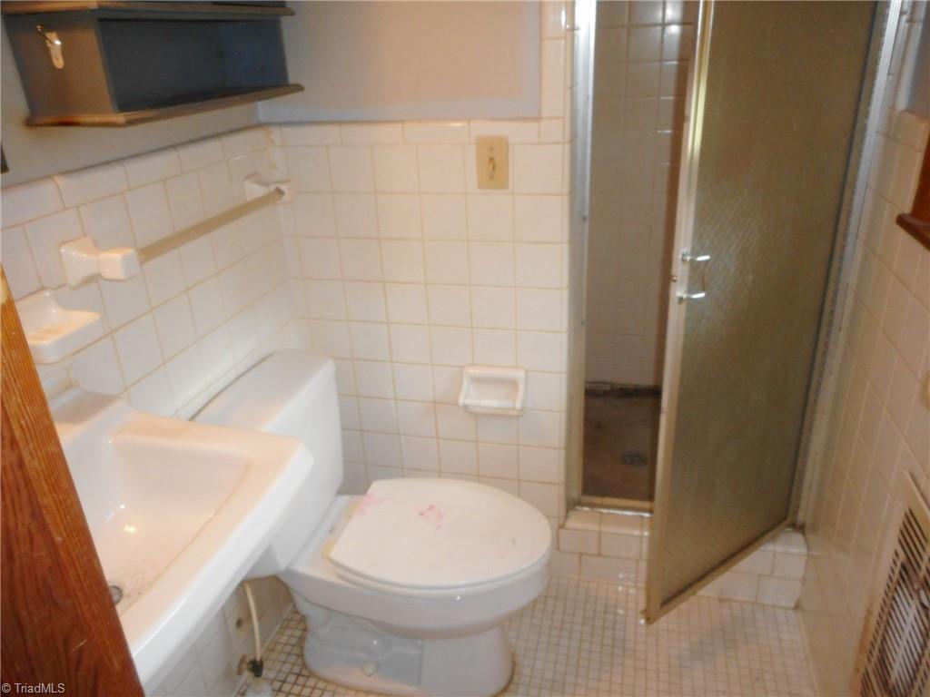 7962 Sylvan Road Liberty, NC 27298 - Photo 14 of 20