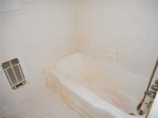 $200,000 | 7962 Sylvan Road, Liberty, NC 27298