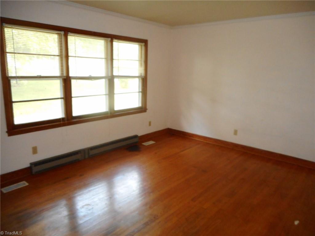 7962 Sylvan Road Liberty, NC 27298 - Photo 9 of 20