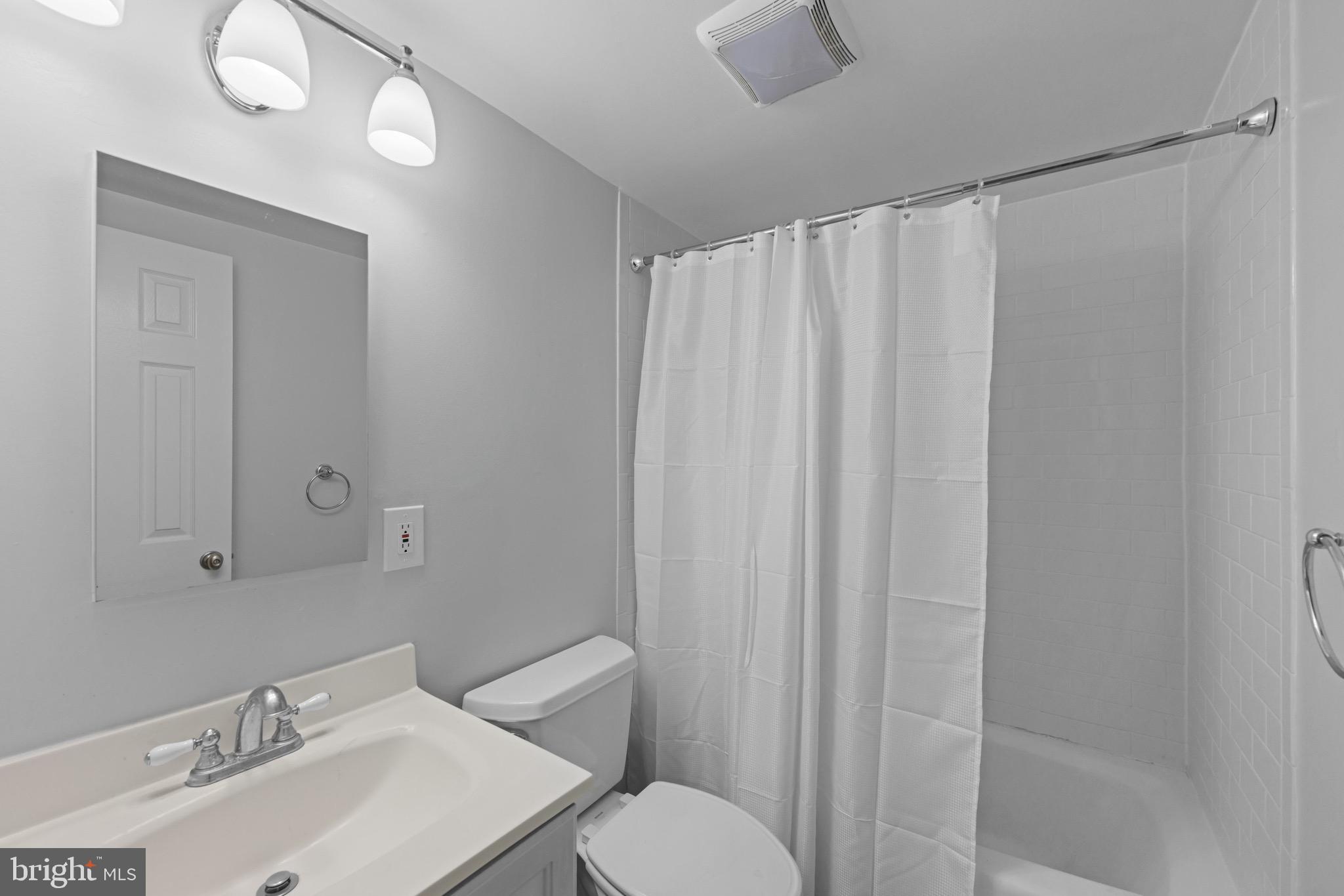 1823 Corcoran Street Northwest, Unit 9 Washington, DC 20009 - Photo 11 of 20 Updated full bath