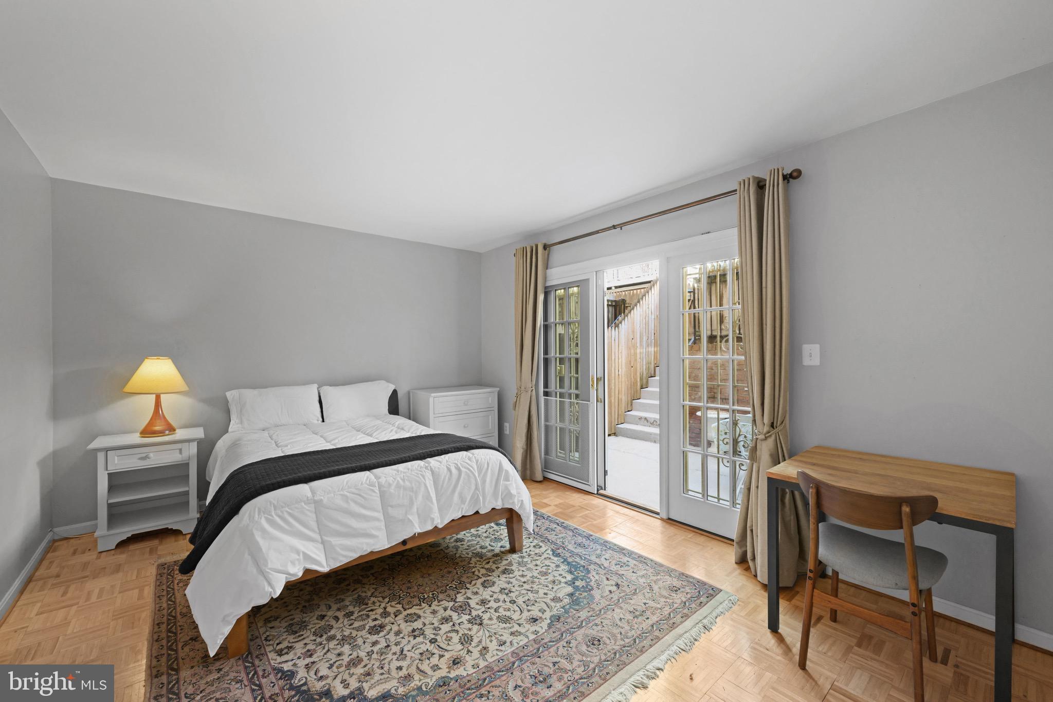 1823 Corcoran Street Northwest, Unit 9 Washington, DC 20009 - Photo 7 of 20 Large bedroom