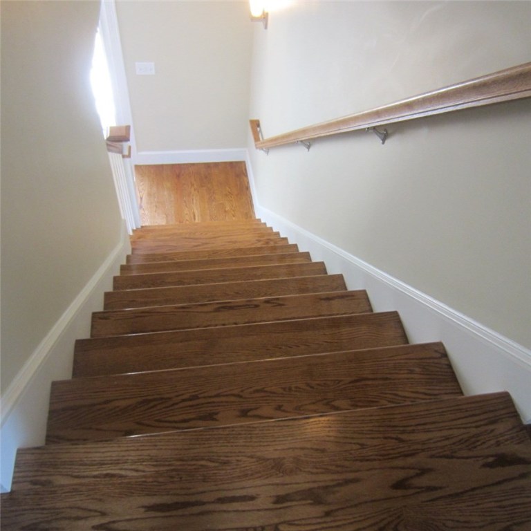 5 Hunters Road Lincoln, RI 02865 - Photo 18 of 26 Gallery Image 18